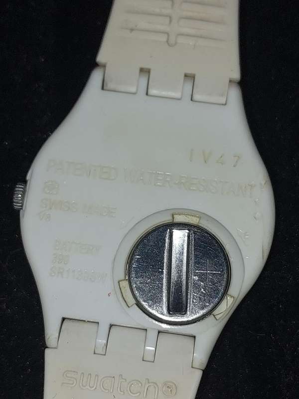 A COLLECTION JOBLOT GIRLS WATCHES