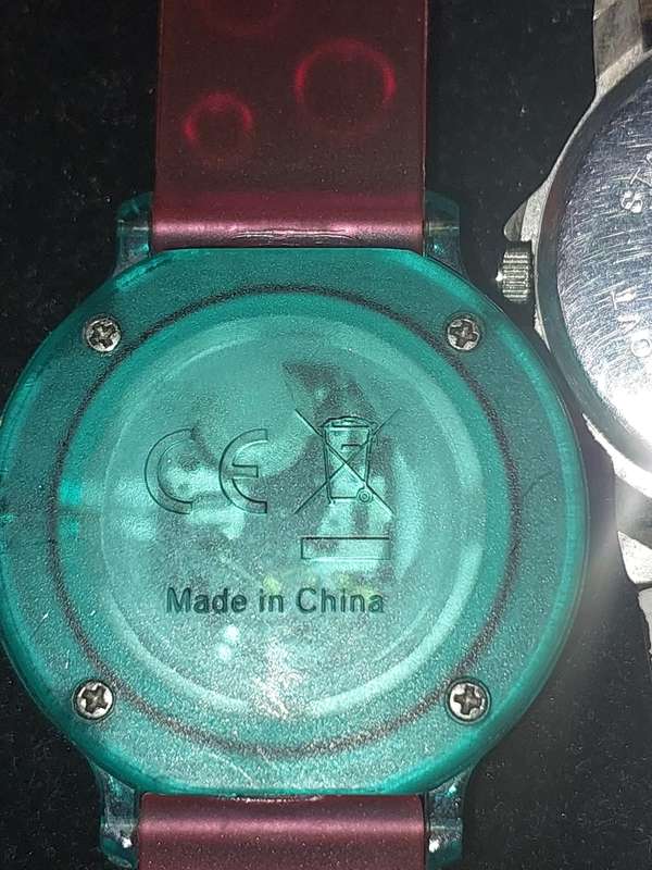 A COLLECTION JOBLOT GIRLS WATCHES