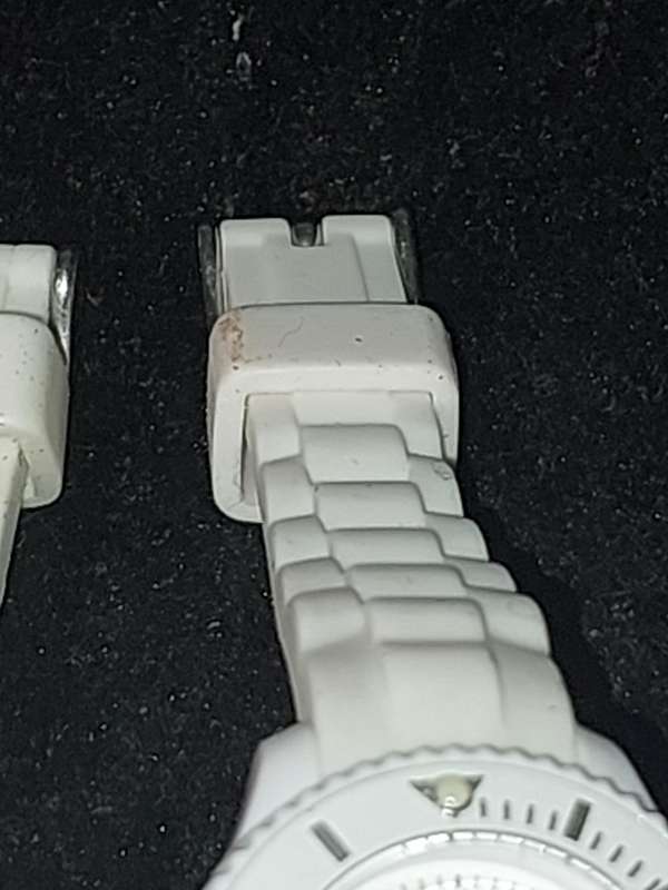 TWO WHITE LADYS ICE WATCHES NEED NEW BATTERIES SOLD AS IS NOT TESTED