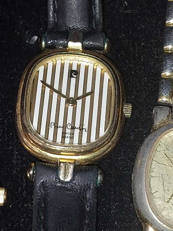 A VINTAGE JOBLOT QUALITY BRANDED WOMANS WATCHES SOLD AS IS NOT TESTED