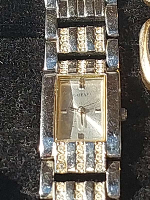 A COLLECTION OF FAMOUS BRANDED WATCHES SOLD AS IS NOT TESTED