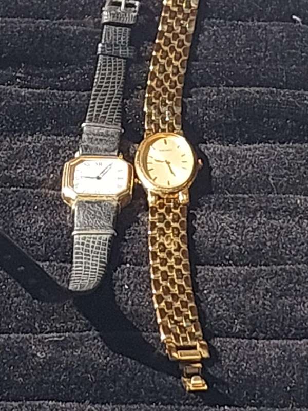 TWO RARE SEIKO QUARTZ WATCHES SOLD AS IS, NOT TESTED