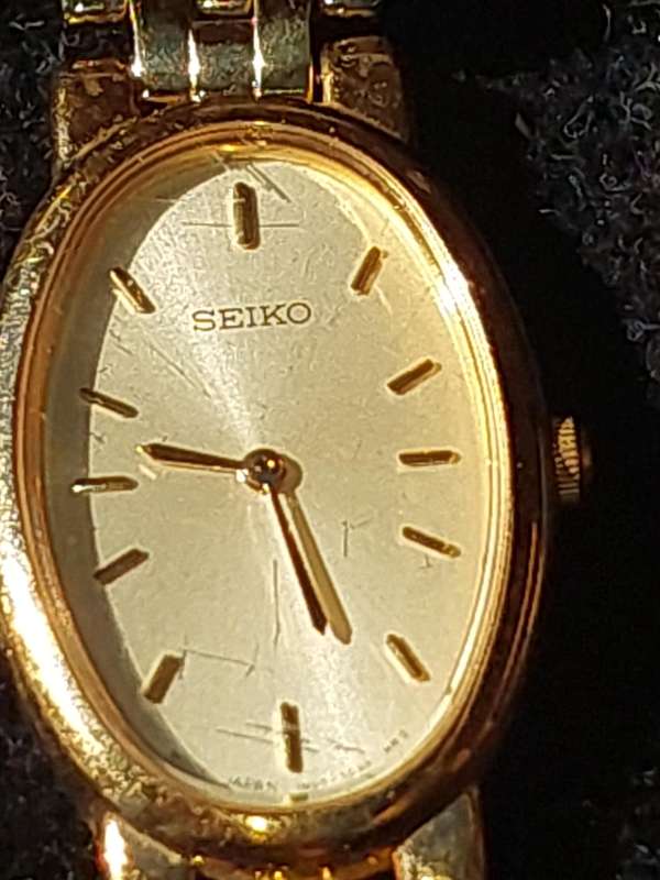 TWO RARE SEIKO QUARTZ WATCHES SOLD AS IS, NOT TESTED