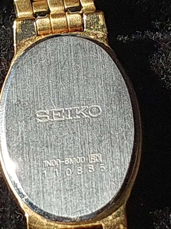 TWO RARE SEIKO QUARTZ WATCHES SOLD AS IS, NOT TESTED