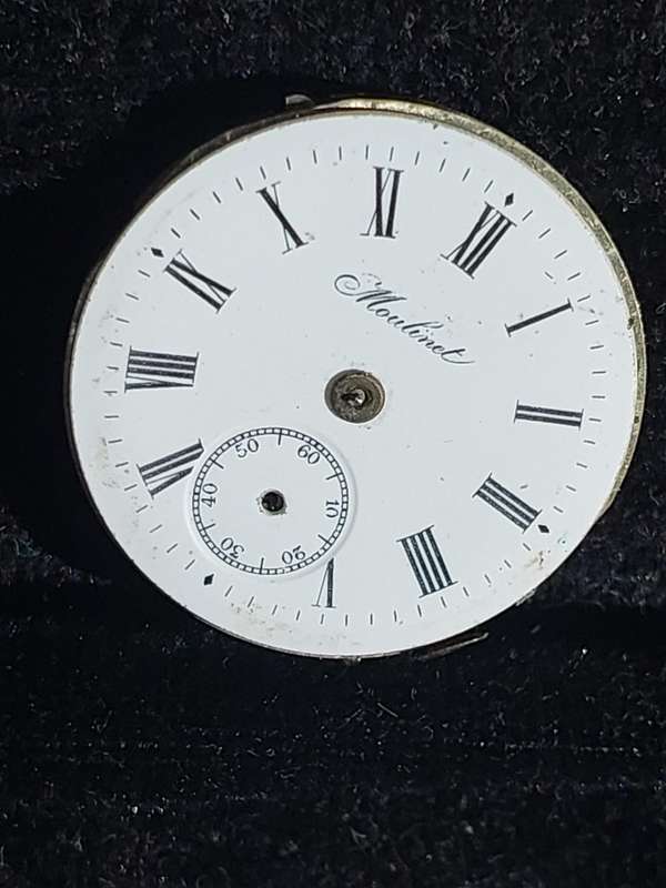 A VINTAGE AND ANTIQUE COLLECTION WATCH MACHINISMS SOLD AS IS