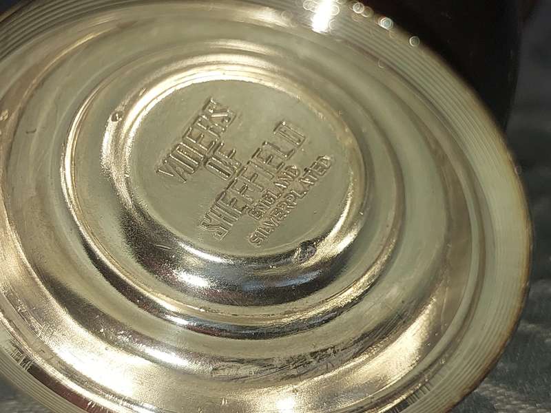 A PAIR OF VINERS OF SHEFFIELD ENGLAND SILVERPLATE TOOTPICK HOLDERS SOLD S IS