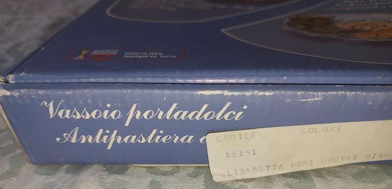 AN ELISABETA HORS d'oeuvres   DISH SOLD AS IS