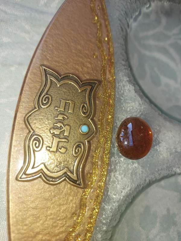 A GLASS PASSOVER Seder PLATE JUDAICA SOLD AS IS