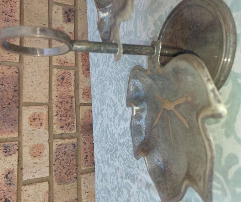 AN ANTIQUE SERANGO SP ON COPPER PLATE MAPLE LEAF TWO TIER SERVING SWEATS TRAY