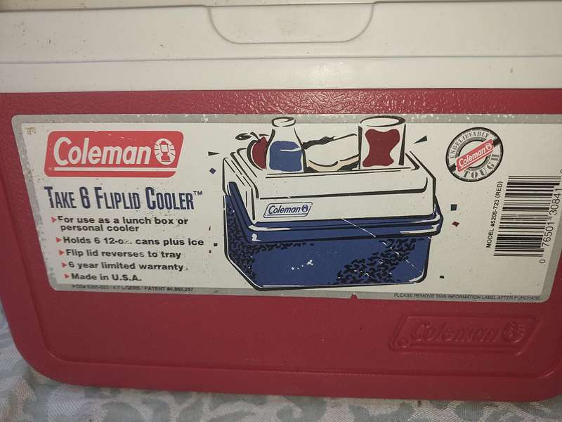 A COLEMEN COOLER BOX 17X24 CMS SOLD AS IS