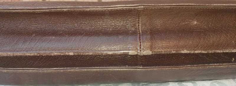 A GENUINE LEATHER EXECUTIVE BRIEFCASE BURGUNDY BROWN MADE IN ARGENTINA SOLD AS IS