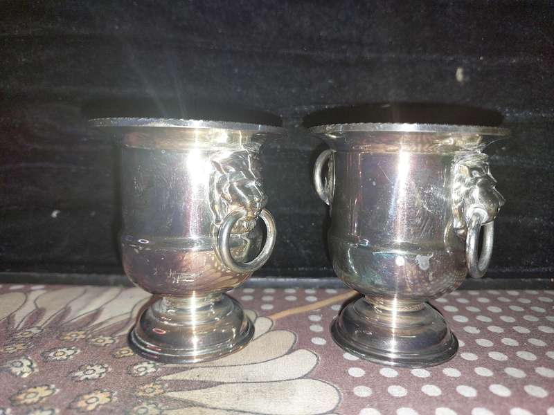 A PAIR OF VINERS OF SHEFFIELD ENGLAND SILVERPLATE TOOTPICK HOLDERS SOLD S IS