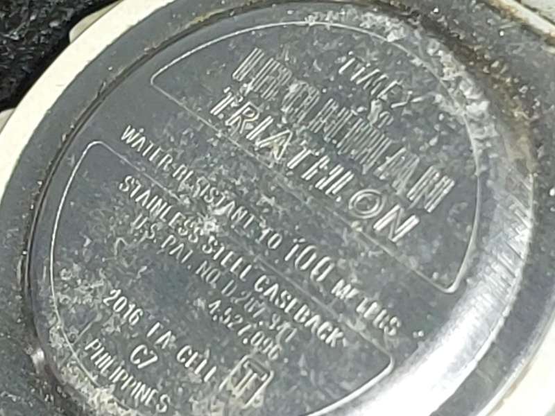 TWO DIGITAL QUARTZ WATCHES SOLD AS IS NOT TESTED