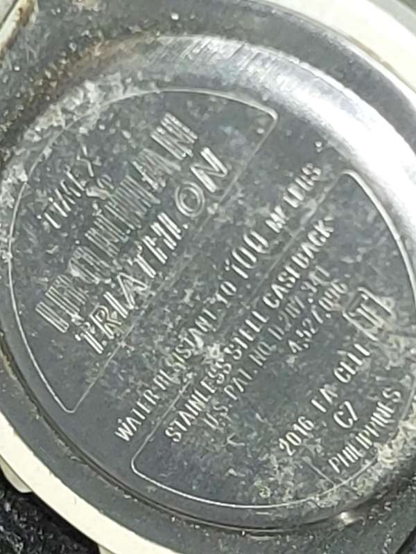 TWO DIGITAL QUARTZ WATCHES SOLD AS IS NOT TESTED