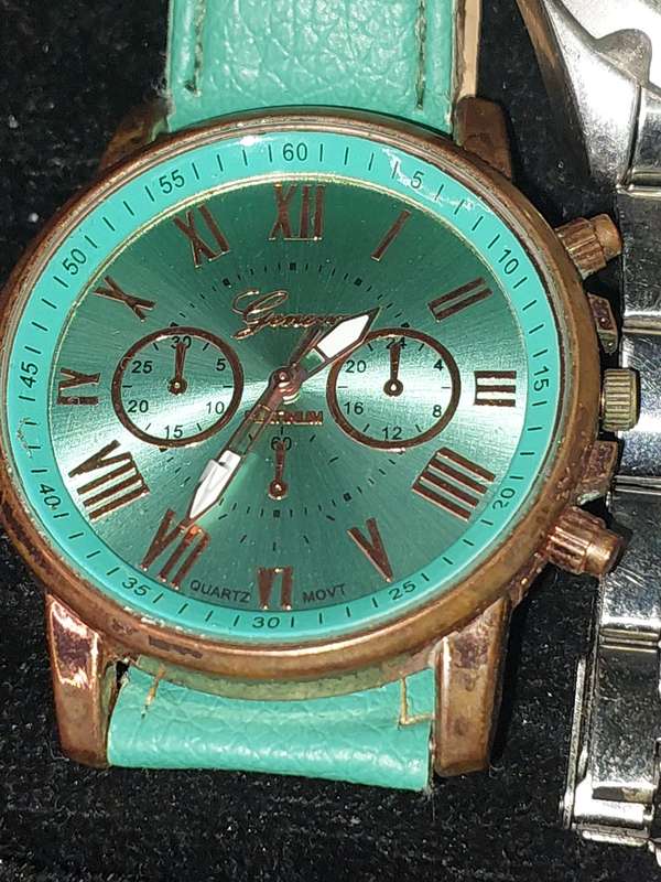 A COLLECTION OF 3 FASHION COSTUME WATCHES SOLD AS IS NOT TESTED