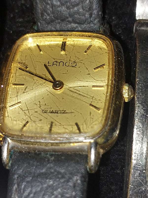 A VINTAGE JOBLOT QUALITY BRANDED LADIES WATCHES SOLD AS IS NOT TESTED