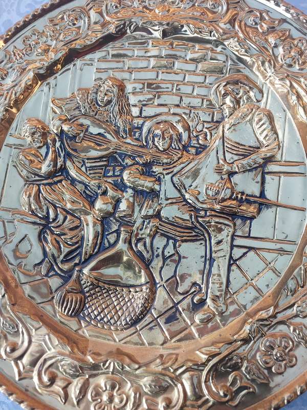 A VINTAGE COLLECTION OF 3 HOME DECOR REAL EMBOSSED BRASS PLAQUES VICTORIAN THEMES SOLD AS IS