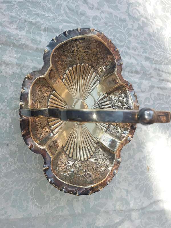 A VICTORIAN SILVER PLATED EPNS WEDDING BASKET TRAY SOLD AS IS