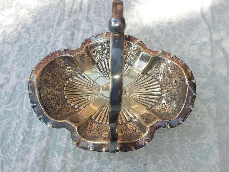 A VICTORIAN SILVER PLATED EPNS WEDDING BASKET TRAY SOLD AS IS