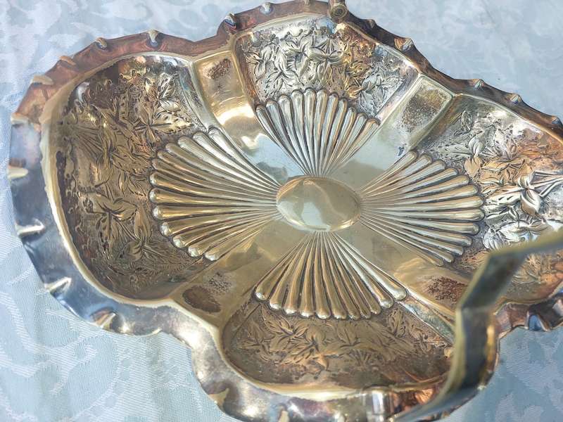 A VICTORIAN SILVER PLATED EPNS WEDDING BASKET TRAY SOLD AS IS
