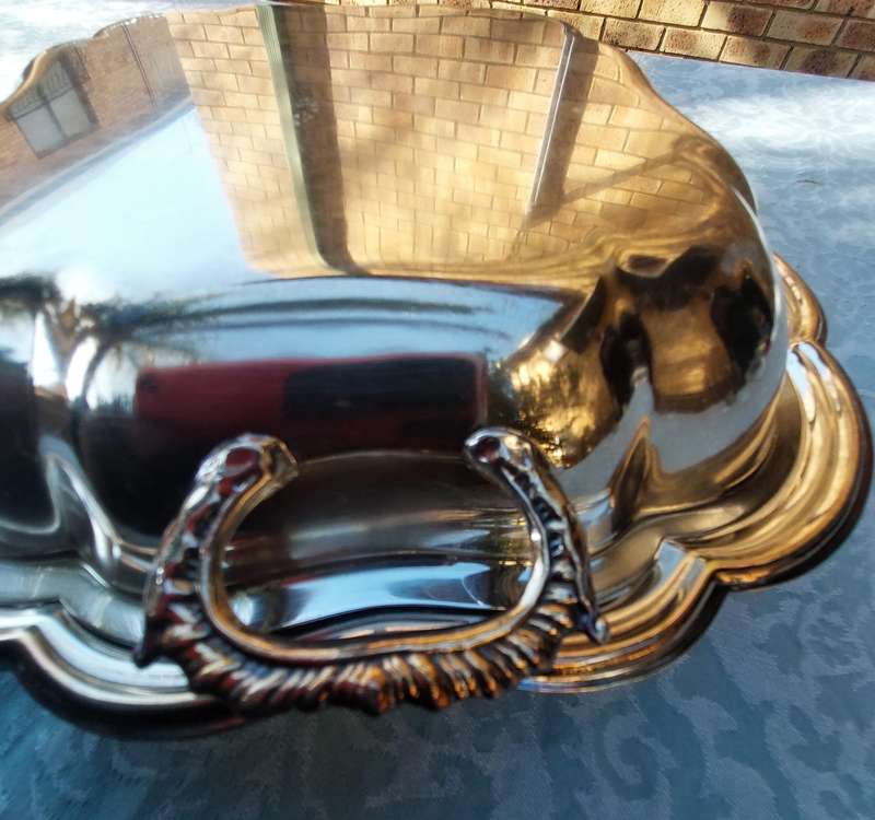 A VINTAGE SQUARE VICTORIAN TUREEN SOLD AS IS SILVER PLATED