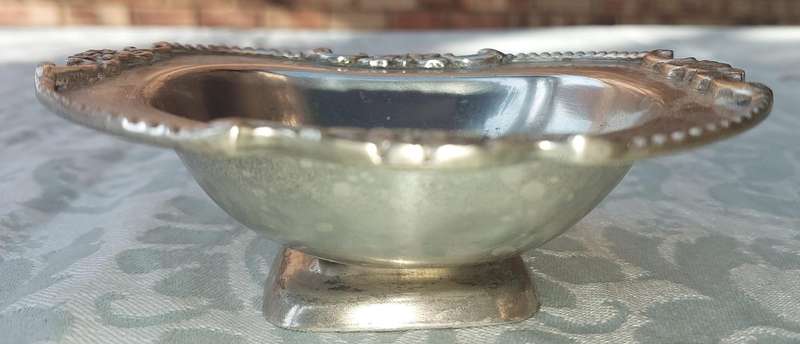 TWO VINTAGE UTENSILS A SAUCE BOAT AND A BUTTER DISH SOLD AS IS