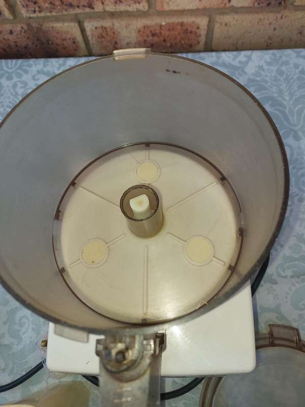 A VINTAGE MAGIMIX FOOD PROCESSOR BY ROBOT -COUP IN WORKING ORDER WITH THE BLADES SOLD AS IS