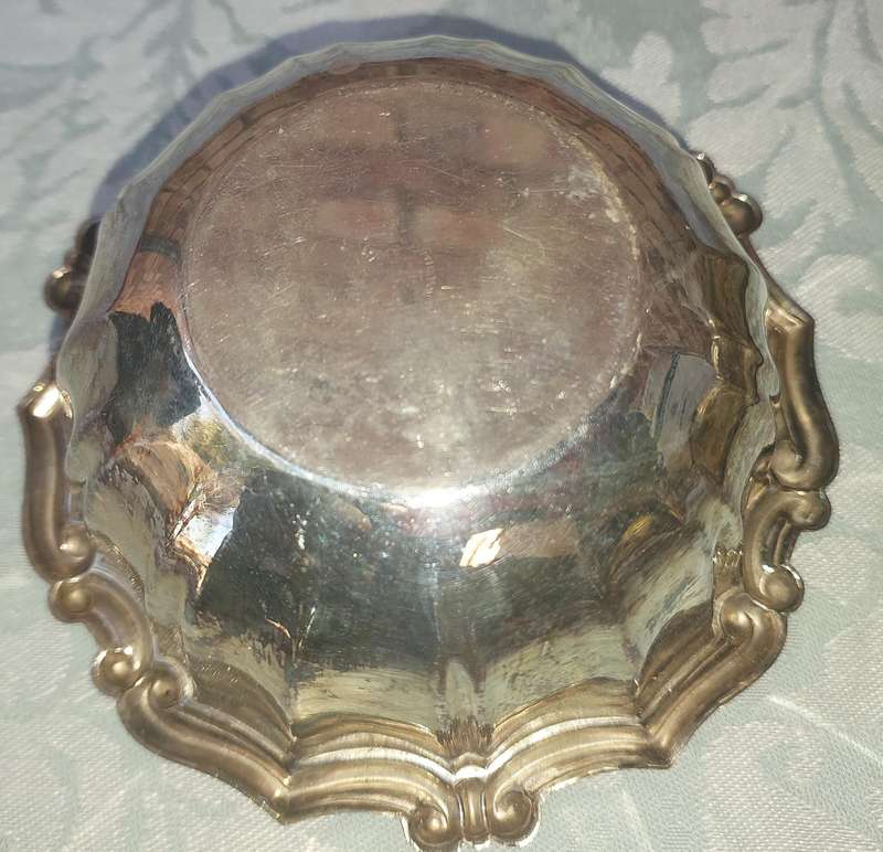 TWO VICTORIAN SERVING BOWLS SILVERPLATED SOLD AS IS