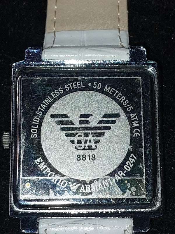 A COLLECTION OF FAMOUS BRANDED FASHION WATCHES SOLD AS IS