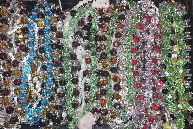 A JOBLOT COSTUME GLASS BEADED NECKLACES SOLD AS IS