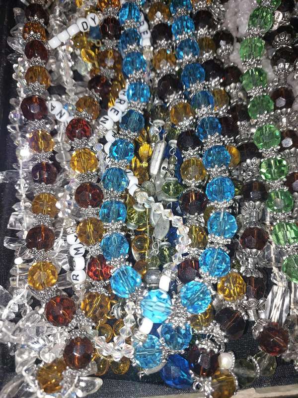 A JOBLOT COSTUME GLASS BEADED NECKLACES SOLD AS IS