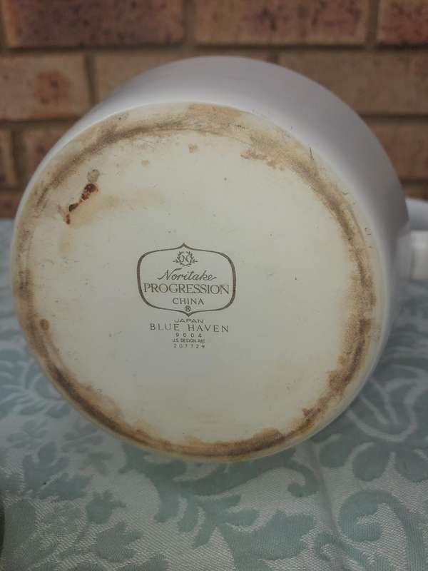 Noritake Blue Haven 9004 Coffee Percolator in great condition  sold as is