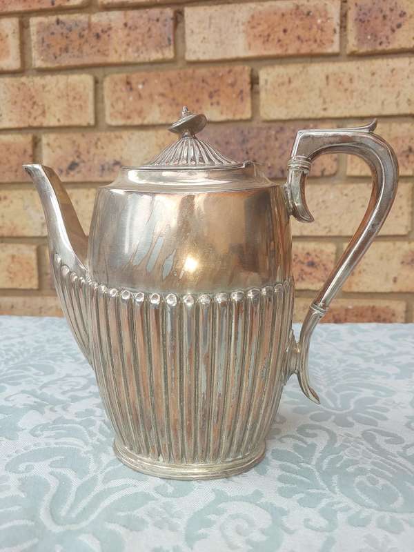 A VICTORIAN , JAMES DICKSON & SONS SHEFFIELD EPBM TEAPOT 8815 NUMBER 4 SOLD AS IS