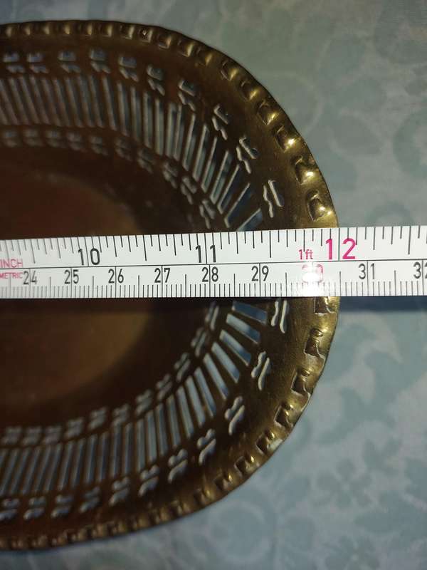 AN ENTIRE COLLECTION OF EPNS WEDDING SERVING BASKETS AND KITCHEN UNTENSILS SOLD AS IS