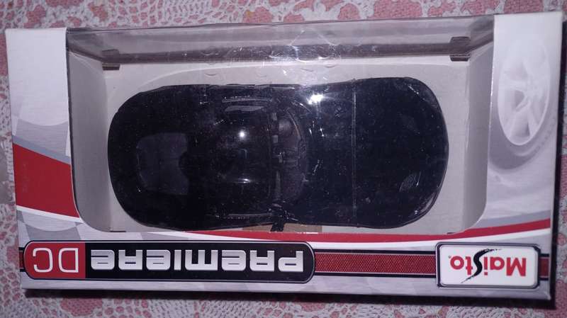 Maisto Premiere DC 1:24 2013 SRT Viper GTS Black Color