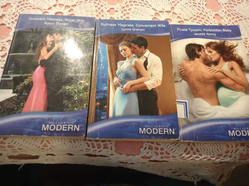 ten Mills & Boons books, various authors