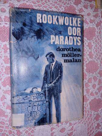 Rookwolke oor Paradys D Moller-Malan
