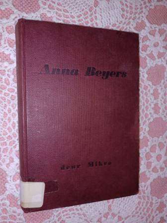 Anna Beyers    Mikro