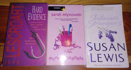 Monkey Business S Mlynowski/Hard evidence J Lescroart/Intimate Strangers S Lewis