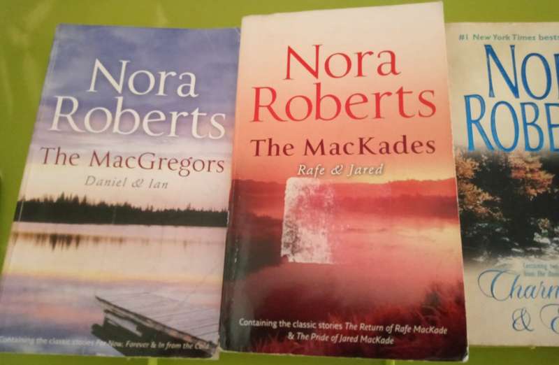 The MacKades, The MacGregors & Charmed & Enchanted Nora Roberts