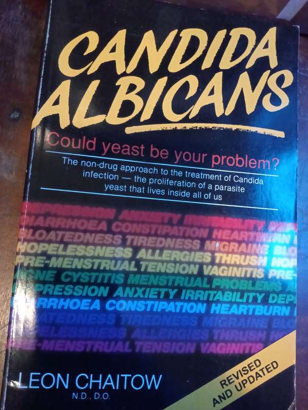 Candida Albicans  Leon Chaitow