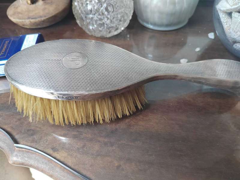 Silver Halmarked heavy Brush 209 grams