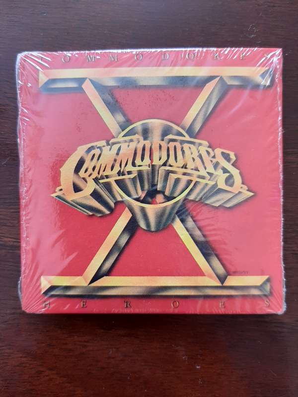 Chu-Bops Miniature Album Bubble Gum Record - Commodores