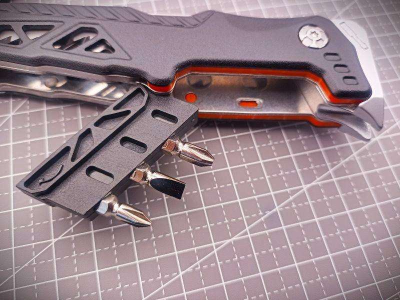 17-in-1 Multi-Functional Camping/Survival Tool with Pouch (Black/Orange)