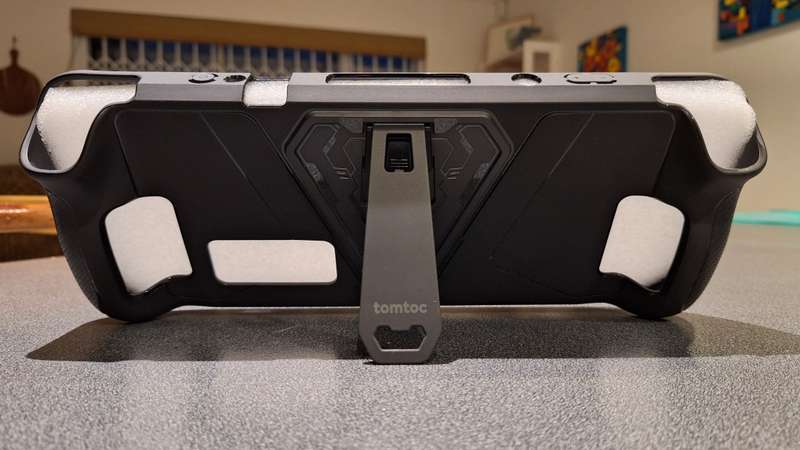 Steam Deck Tomtoc kickstand cover