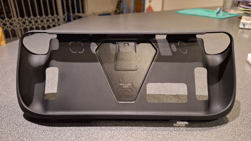 Steam Deck Tomtoc kickstand cover