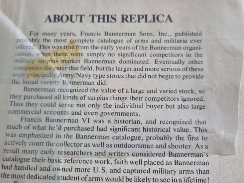 BANNERMAN CATALOGUE of MILITARY GOODS 1927 Replica Ed 1980 includes medals Bayonets etc collectors