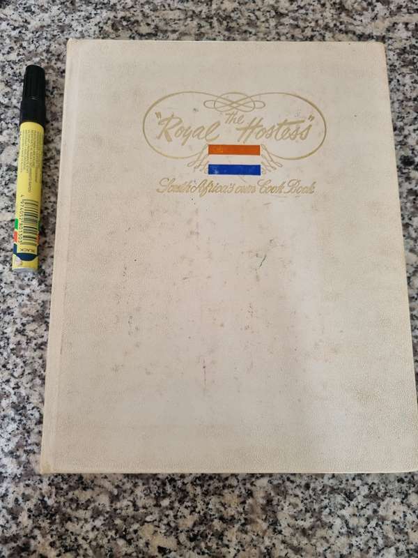 THE ROYAL HOSTESS SOUTH AFRICA'S OWN COOKBOOK Seventh Edition 1967