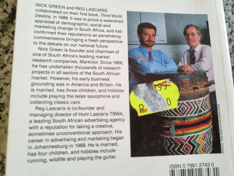 COMMUNICATION IN THE THIRD WORLD Seizing Advertising opportunities in 1990's Nick Green Reg Lascaris