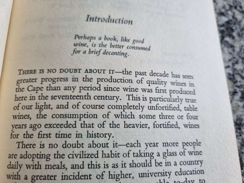 MEET THE CAPE WINES HASTINGS BECK published 1955 ( please note the condition )